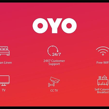 Oyo 22964 Kundan Lawns Hotel Shirdi Eksteriør billede